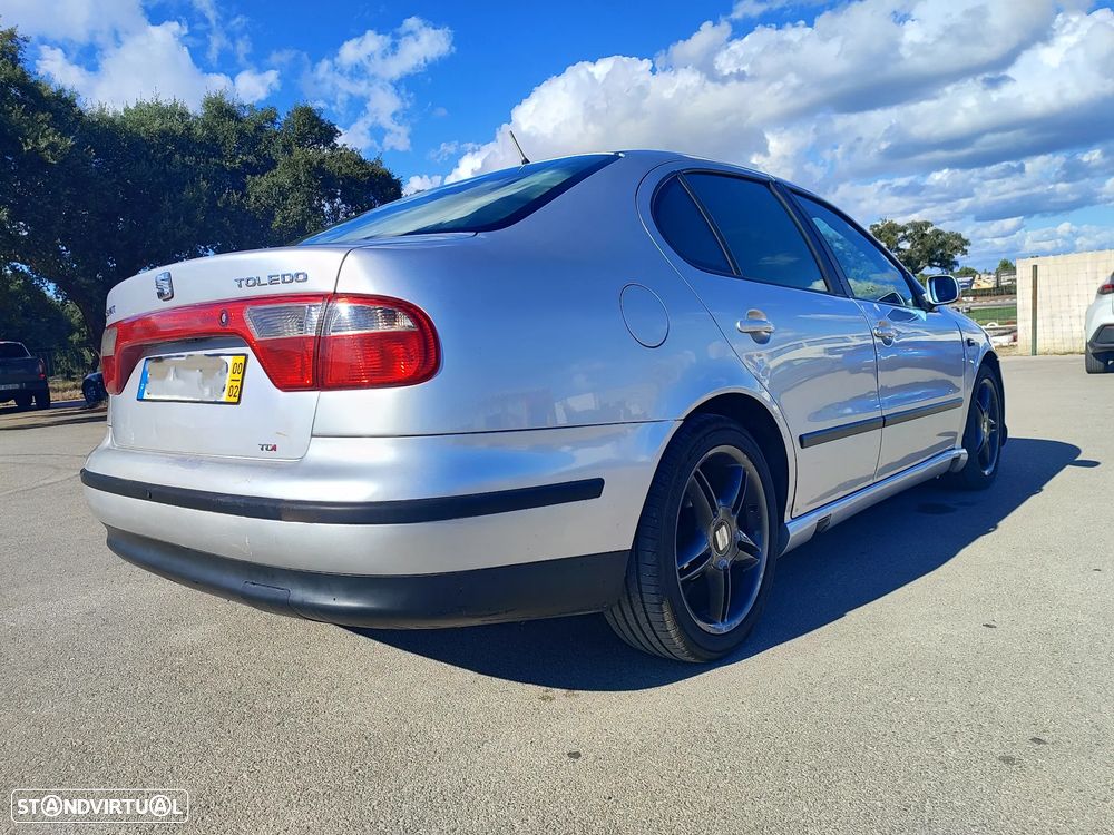 Seat Toledo 2000 photo 2
