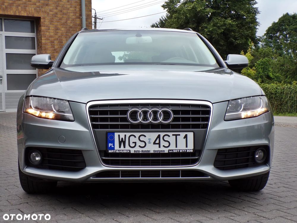 Audi A4 Avant 2.0 TDI DPF Ambiente - 6