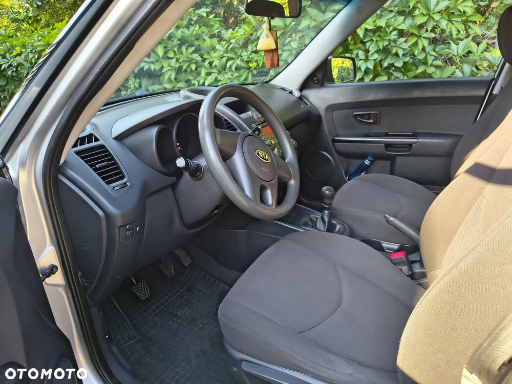 Kia Soul 1.6 M - 19
