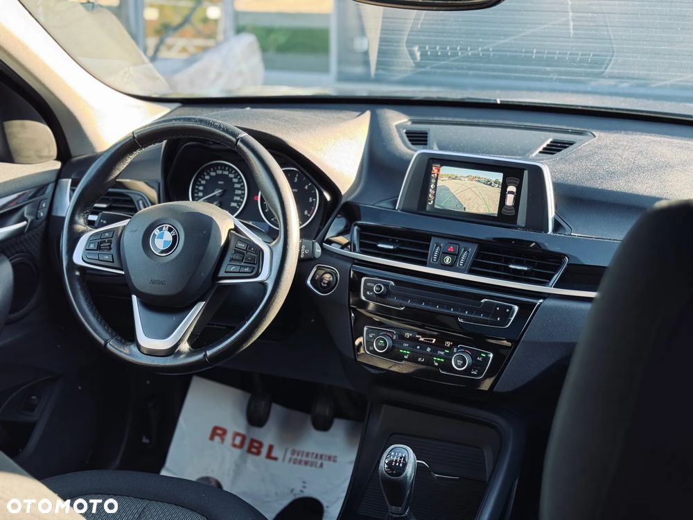 BMW X1 sDrive18d - 21