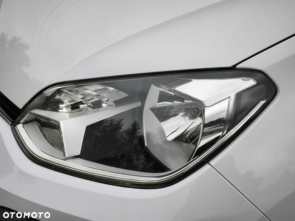 Volkswagen up! 1.0 TSI move - 32