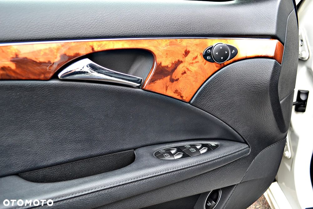 Mercedes-Benz Klasa E 200 Kompressor Automatik Elegance - 25