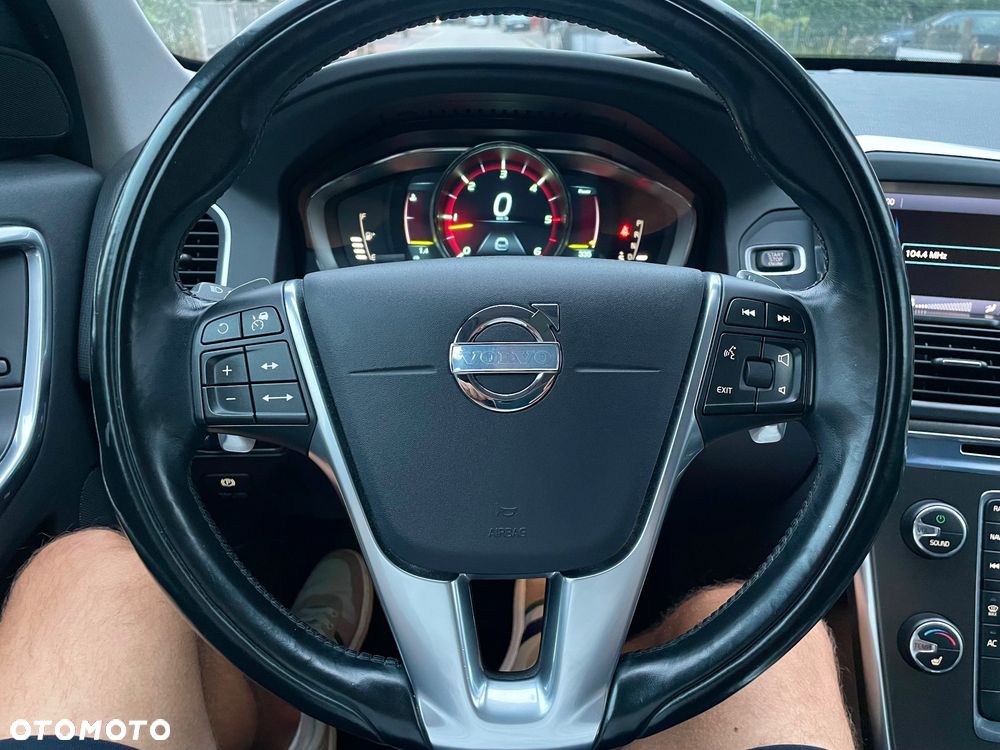 Volvo XC 60 D5 AWD Summum - 13