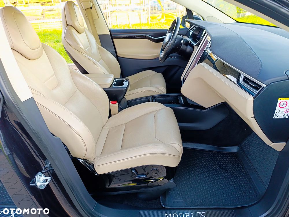 Tesla Model X Performance - 6