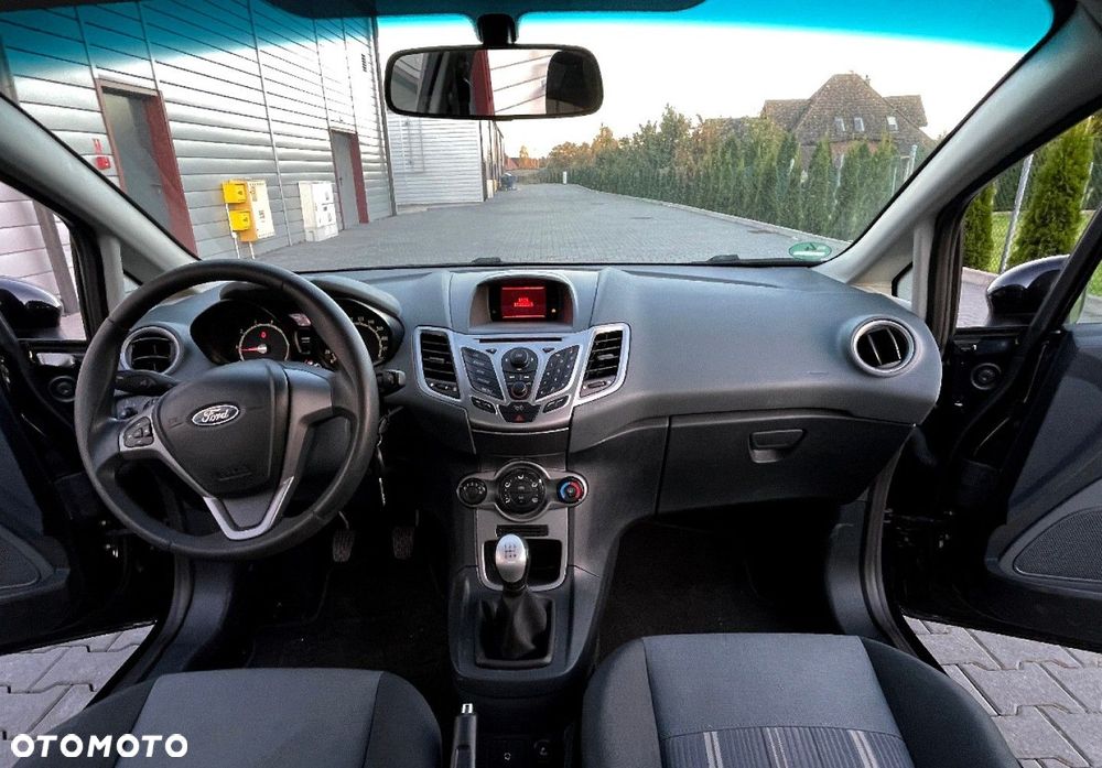 Ford Fiesta - 17