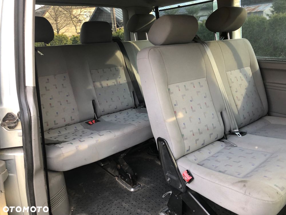 Volkswagen Caravelle L1 - 9