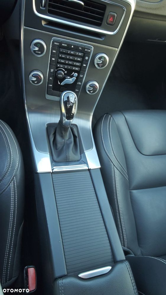Volvo V60 - 15