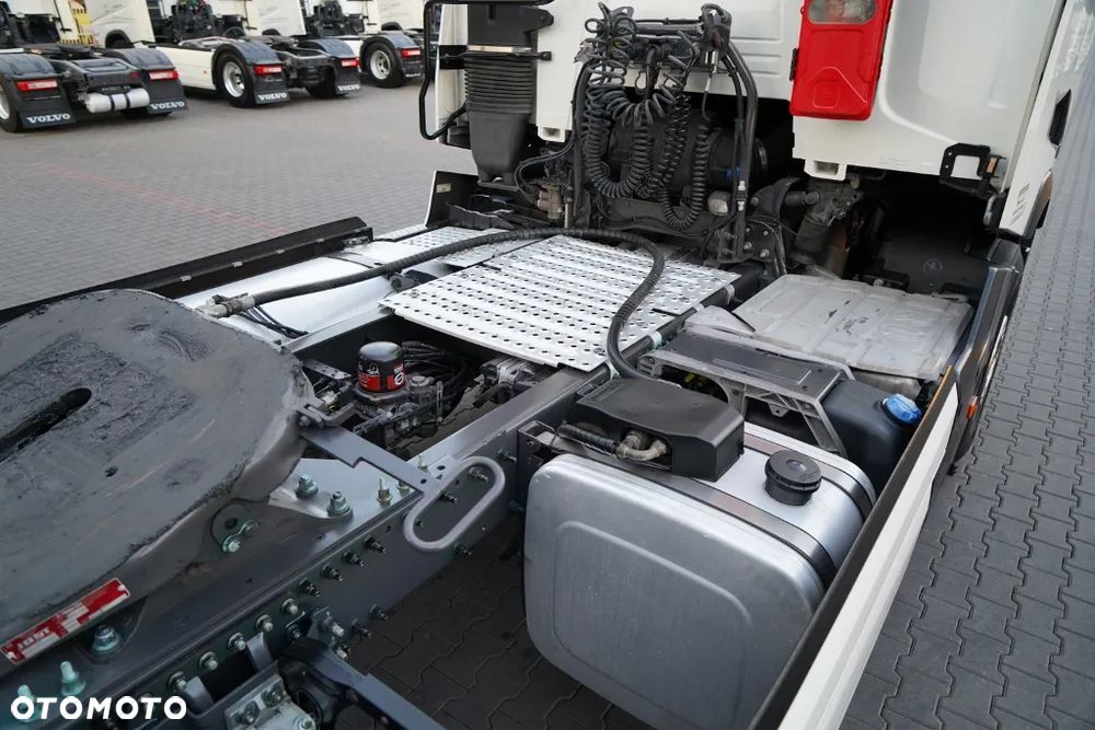 Renault T 520 /  PEŁNY ADR / HYDRAULIKA / RETARDER / EURO 6 - 17