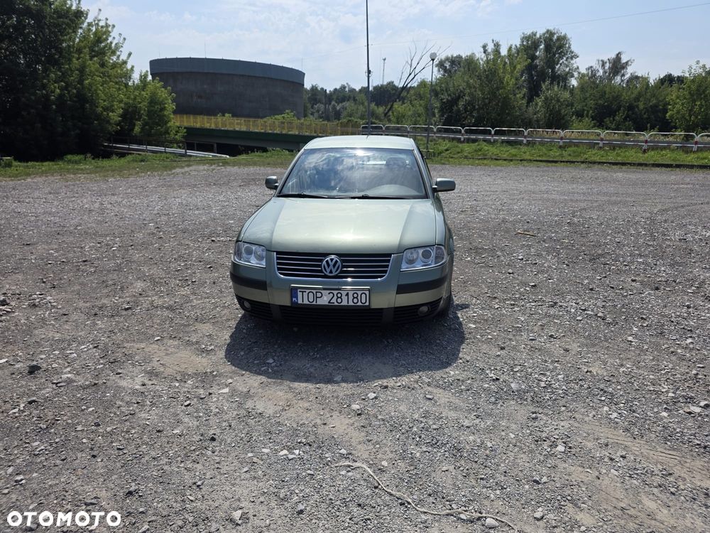 Volkswagen Passat - 3