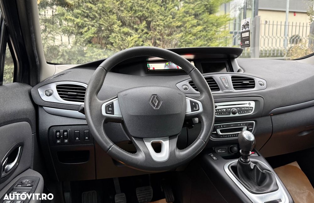 Renault Scenic Xmod 1.6 dCi Privilege - 23
