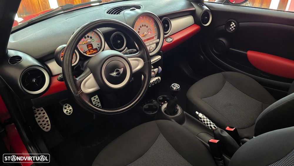 MINI Cabrio Cooper - 17