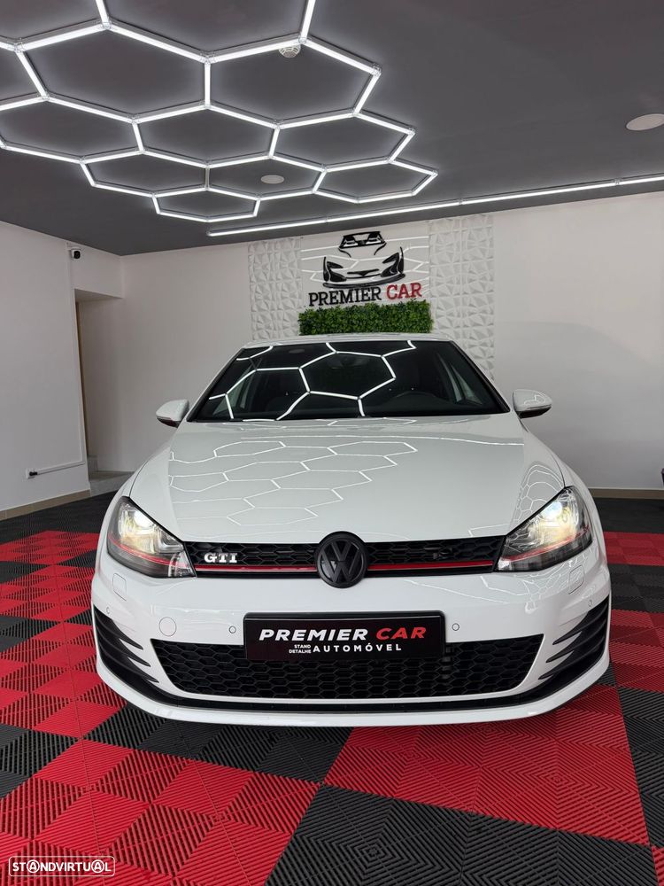 VW Golf GTI Performance BlueMotion - 3
