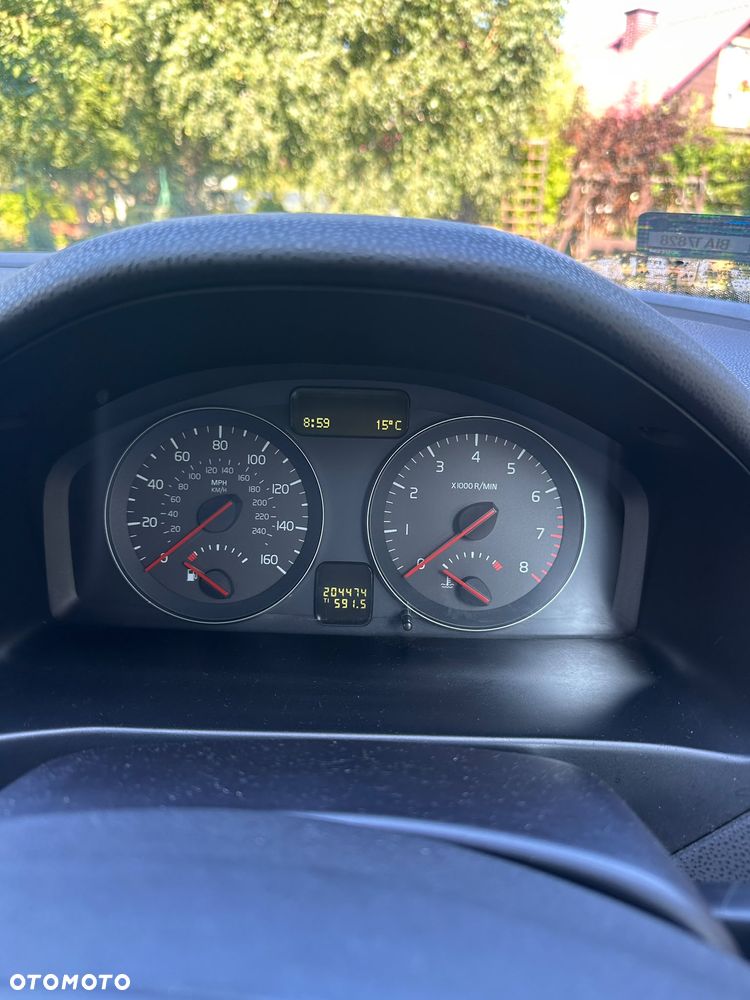 Volvo S40 2.0 - 12