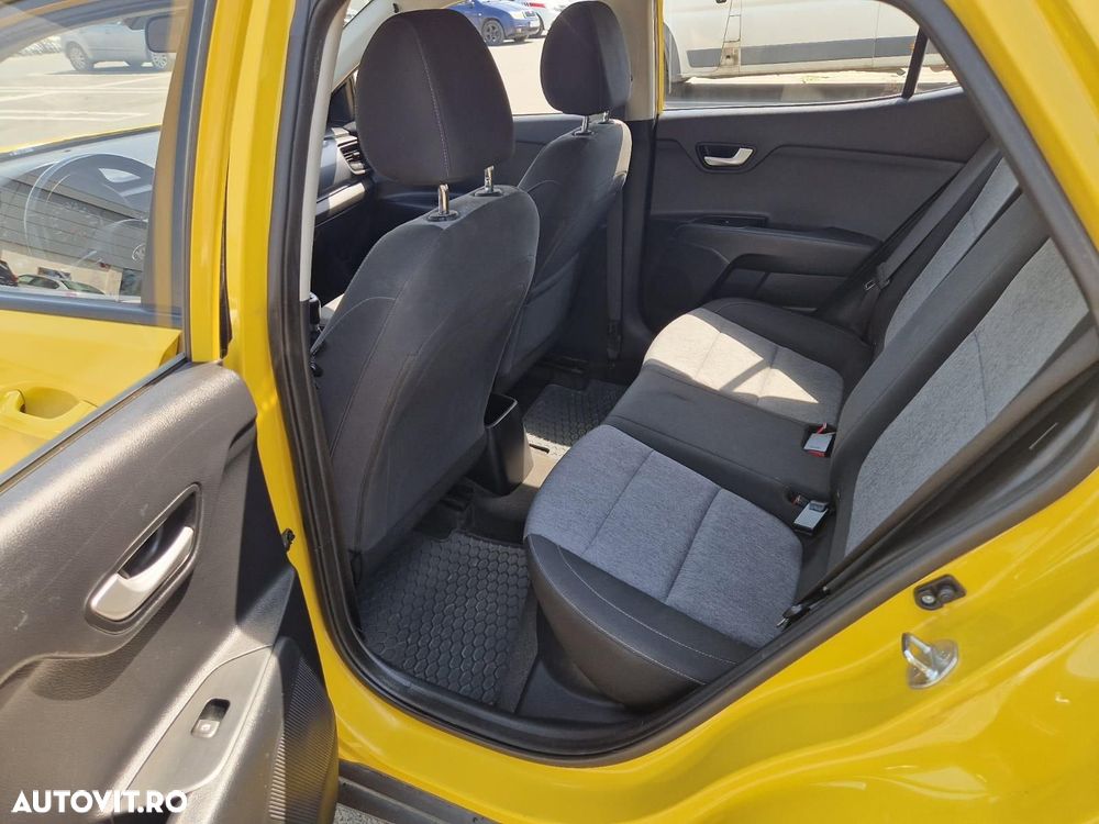 Kia Stonic 1.0 T-GDI HP Urban - 10