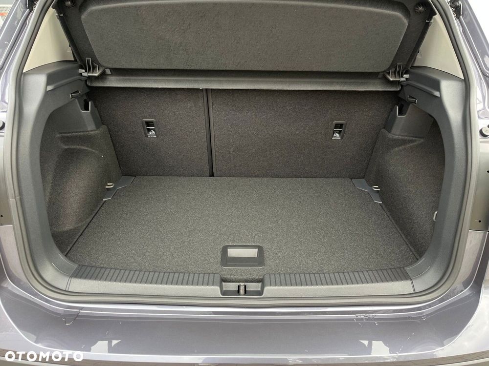 Volkswagen T-Cross - 17