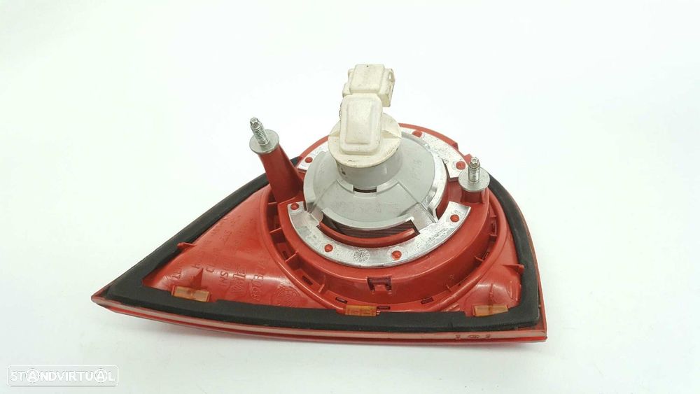 FAROLIM TRASEIRO DIREITO INTERIOR VOLKSWAGEN GOLF V BERLINA (1K1) HIGHLINE - 3