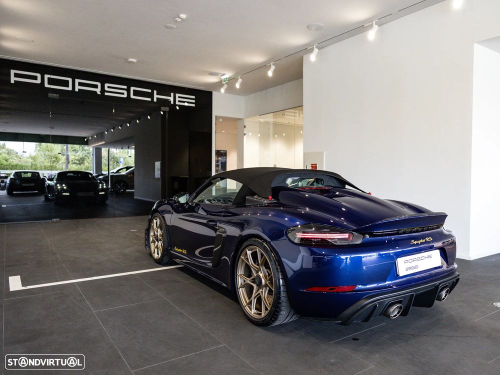 Porsche 718 Spyder - 22