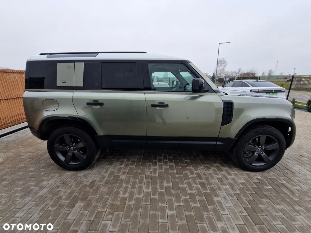 Land Rover Defender 2.0 D240 S - 16