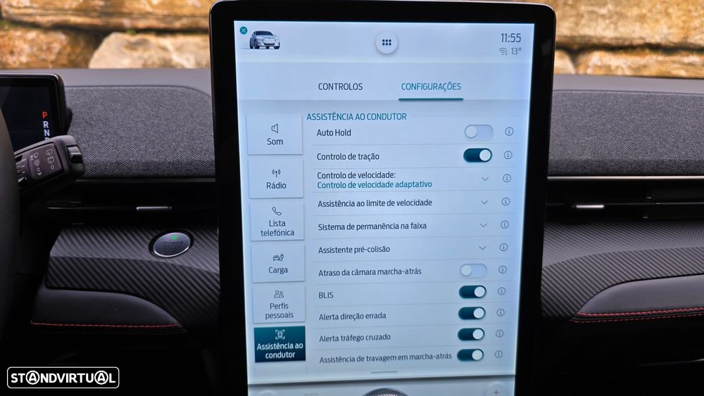 Ford Mustang Mach-E AWD PREMIUM - 32