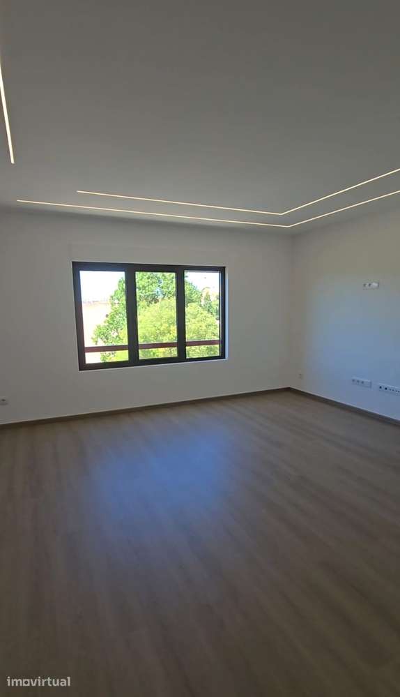 Apartamento T3 Santarém Totalmente Remodelado - Vista 4