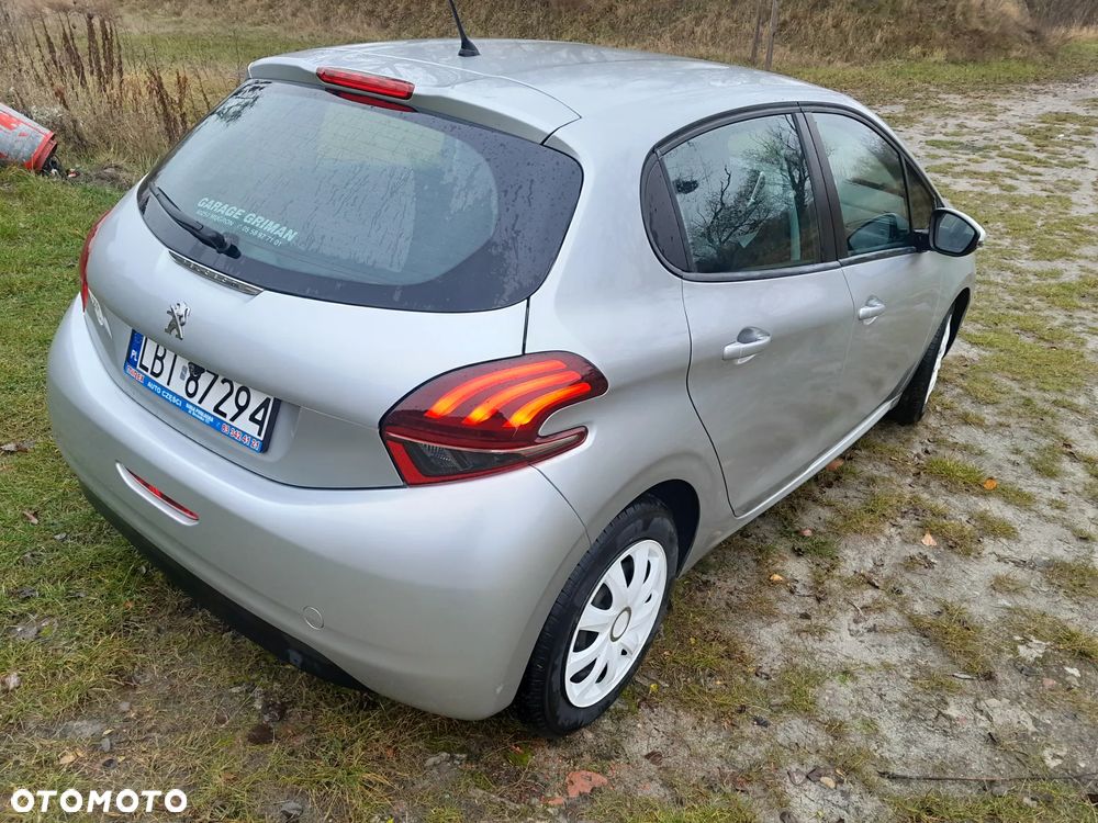 Peugeot 208 PureTech 68 Like - 5