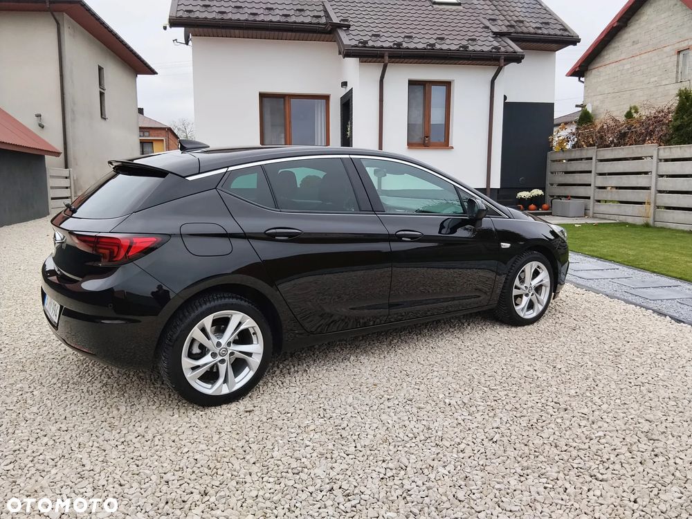 Opel Astra 2017 photo 2