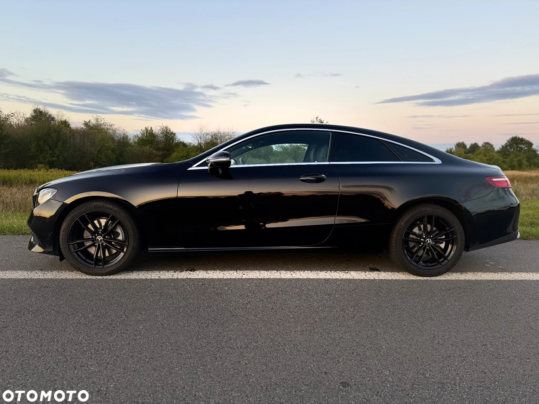 Mercedes-Benz Klasa E 200 Coupe 9G-TRONIC Avantgarde - 4
