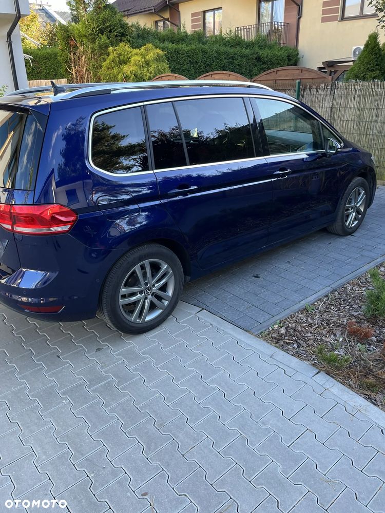Volkswagen Touran - 5
