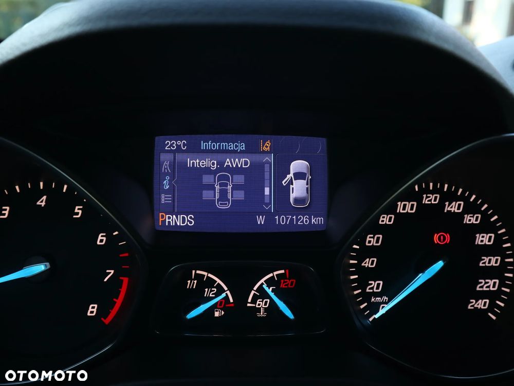 Ford Kuga 1.6 EcoBoost 4WD Titanium - 15