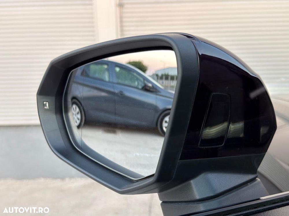 Audi Q3 35 TDI S tronic S line - 35