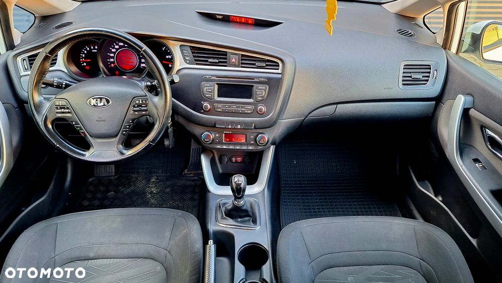 Kia Ceed Cee'd 1.6 CRDi L - 9