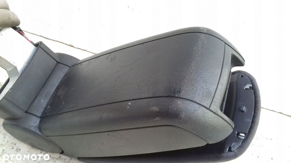 podłokietnik 8e0864207d audi a4 b6 00-06 - 5