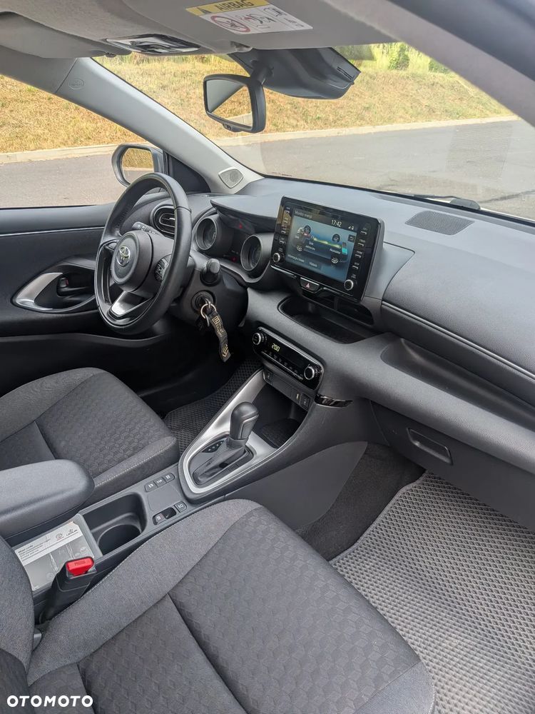 Toyota Yaris - 6