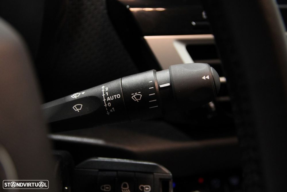 Citroën C4 X 1.2 Hybrid Plus e-DSC6 - 15