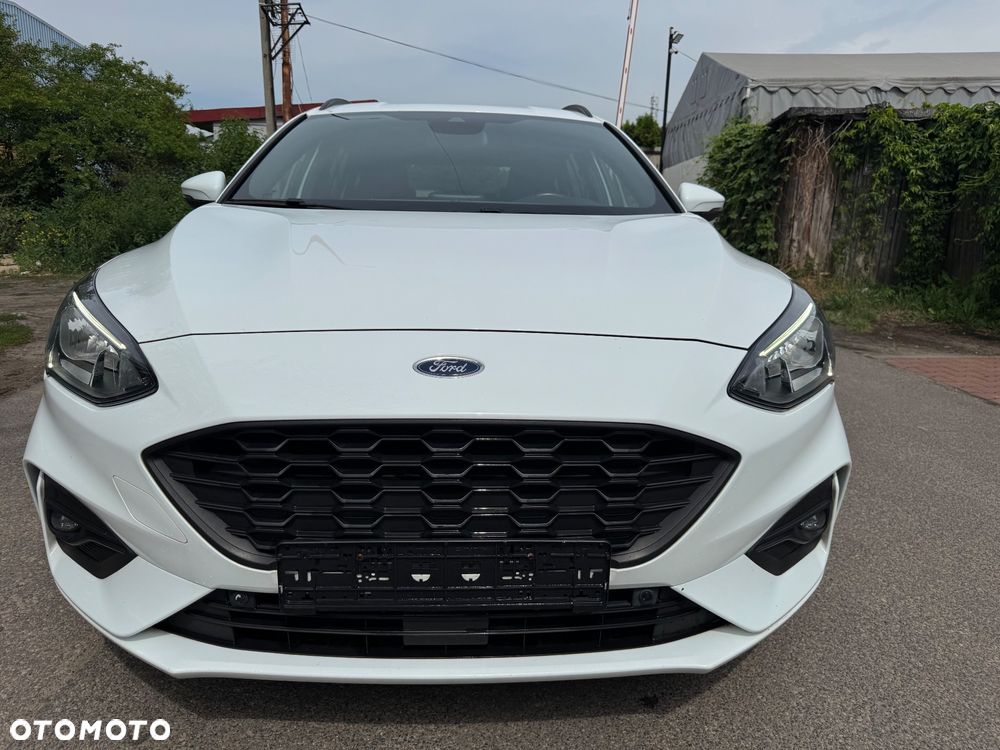 Ford Focus 1.5 EcoBlue Start-Stopp-System ST-LINE DESIGN - 3