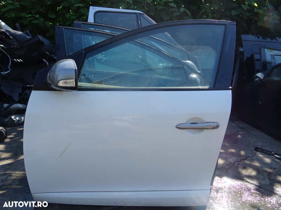 Vand Usa Fata Stanga Renault Megane 3 Kombi Break din 2011 volan pe stanga fara rugina - 2