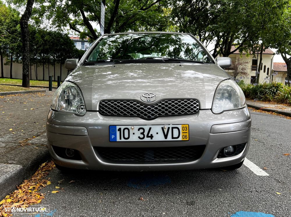 Toyota Yaris 1.0 SE MMT - 7