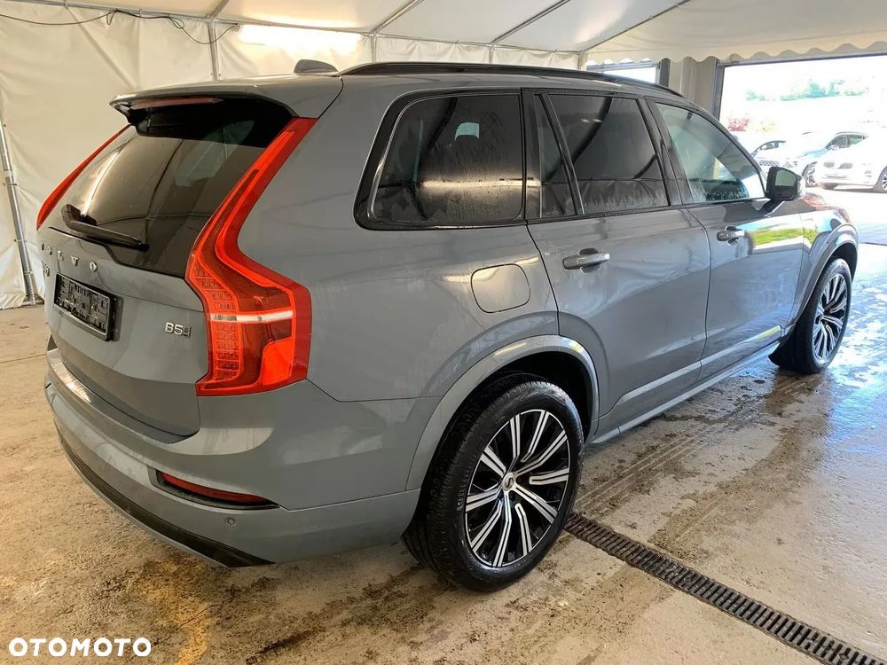 Volvo XC 90 B5 D AWD Plus Dark - 2