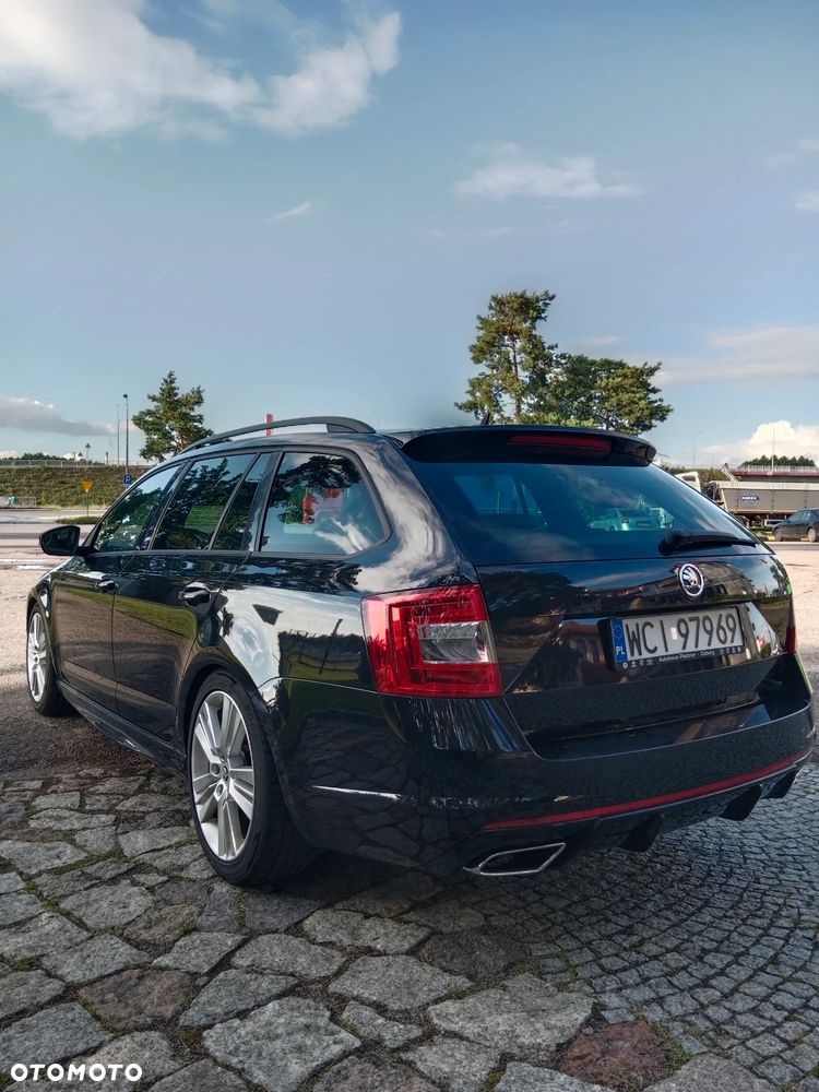 Skoda Octavia 2.0 TDI RS - 18