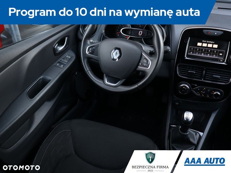 Renault Clio - 9