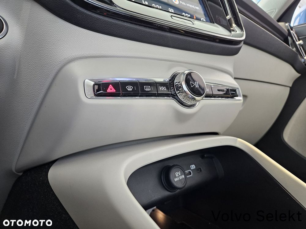 Volvo XC 40 - 33