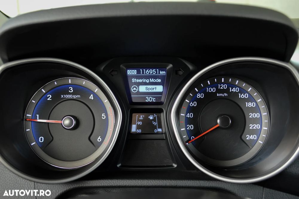 Hyundai i30 1.4 CRDi DPF 5DR Comfort - 9