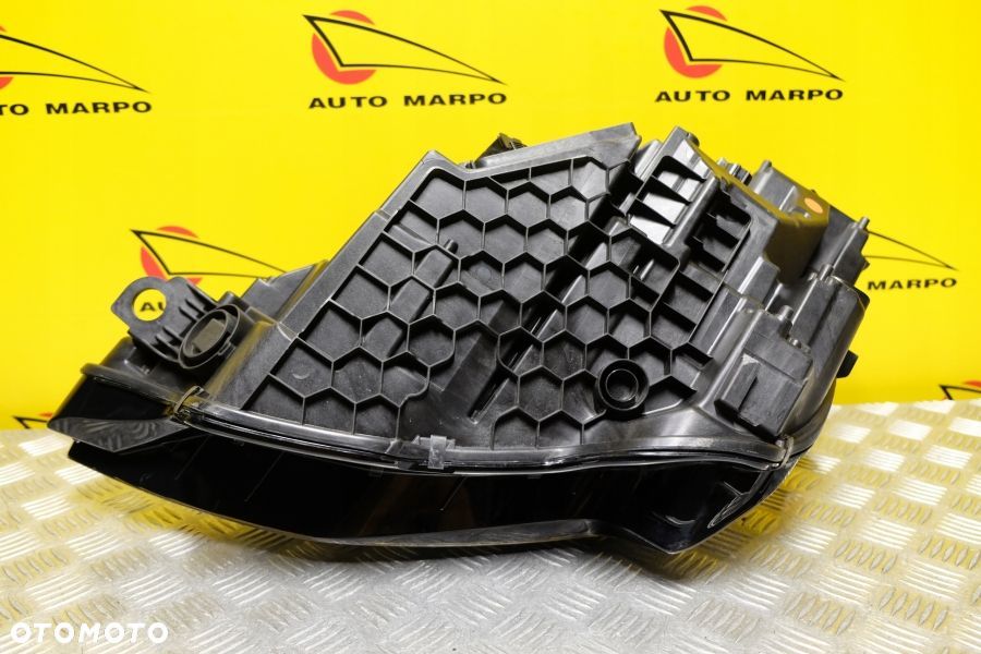 AUDI E-TRON 2018- REFLEKTOR LAMPA FULL LED PRAWA USA - 13