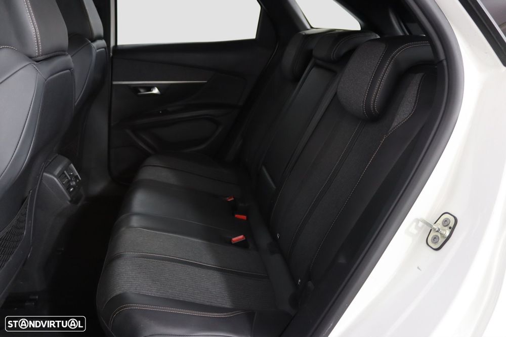 Peugeot 3008 1.2 PureTech Allure EAT6 - 14