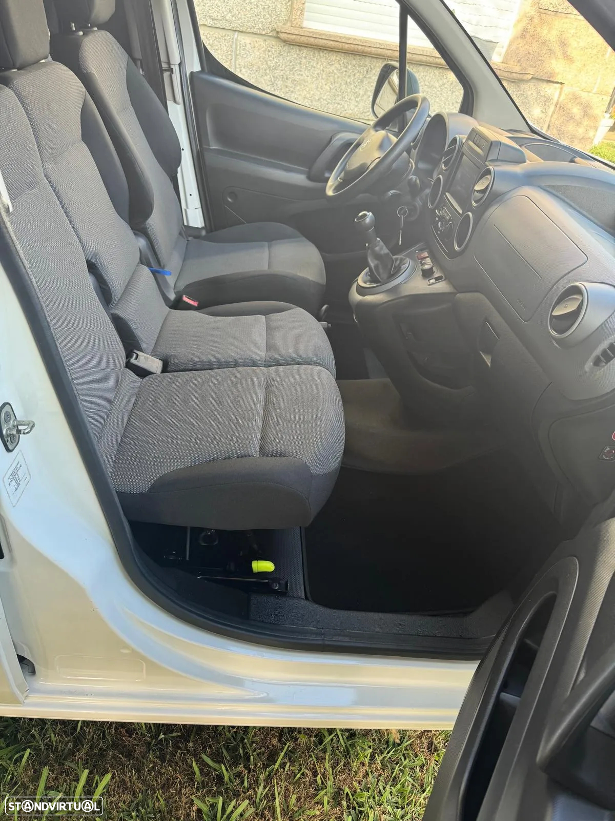Peugeot Partner - 8