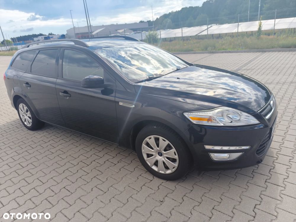 Ford Mondeo 2.0 Trend - 12