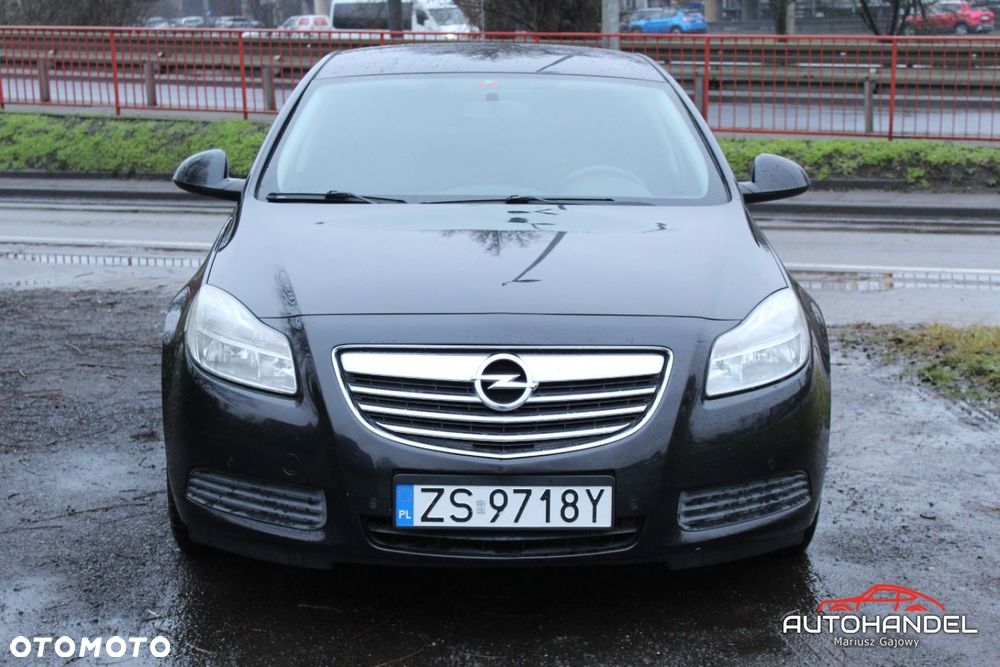 Opel Insignia - 2