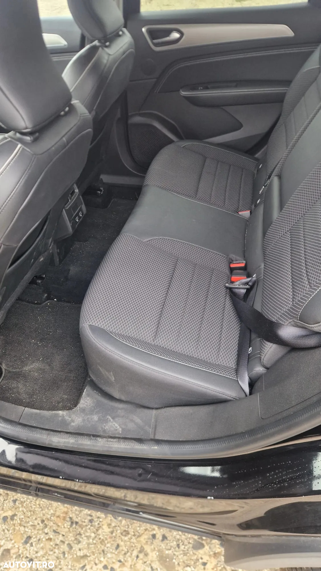 Renault Arkana E-TECH Hybrid 145 E-Tech Engineered - 22