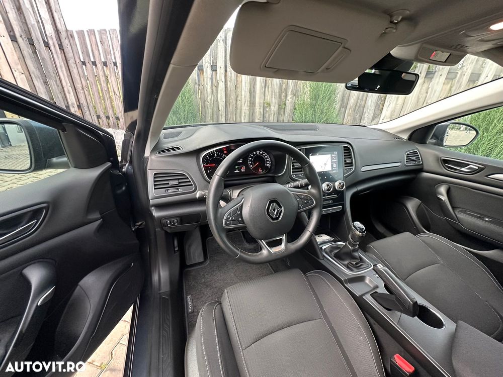 Renault Megane BLUE dCi 115 BUSINESS EDITION - 8