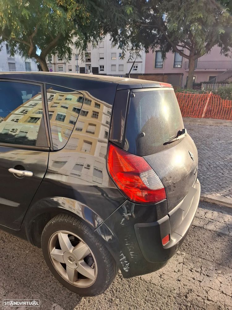 Renault Scénic - 5